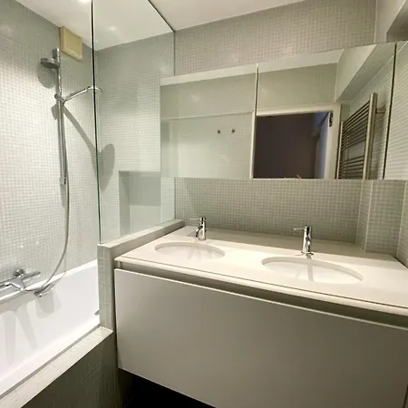 Beachfront Comfort, Cleaning Included Nieuwpoort